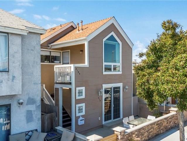 House for sale in Corona Del Mar, California