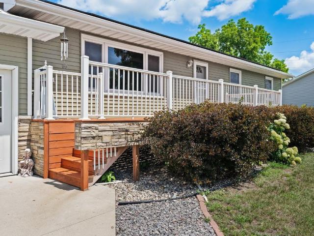 House for sale in Madelia, Minnesota
