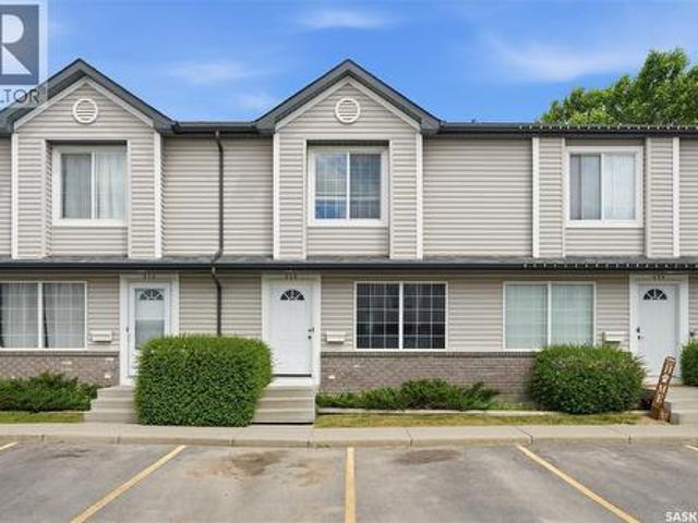 Townhouse for sale in Saskatoon, Saskatchewan