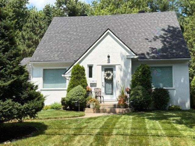 House for sale in Pointe-claire, Quebec