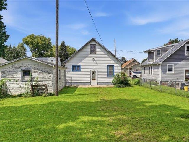 House for sale in Rock Falls, Whiteside County