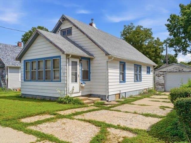 House for sale in Rock Falls, Whiteside County