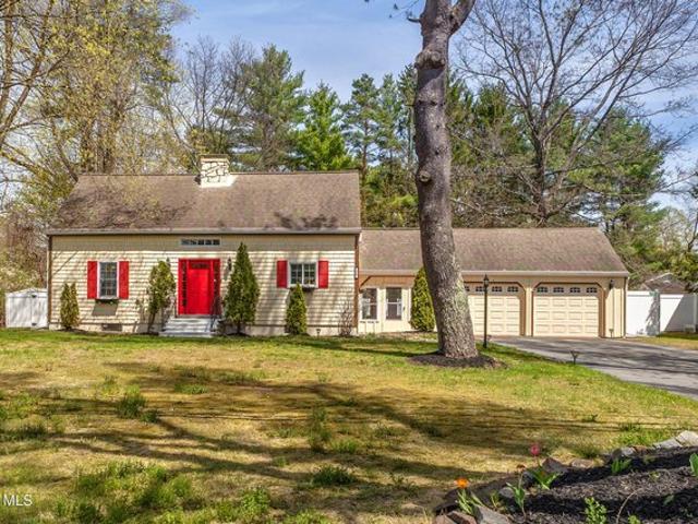 House for sale in Cleverdale, New York
