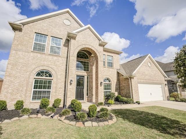 House for sale in Clute, Texas
