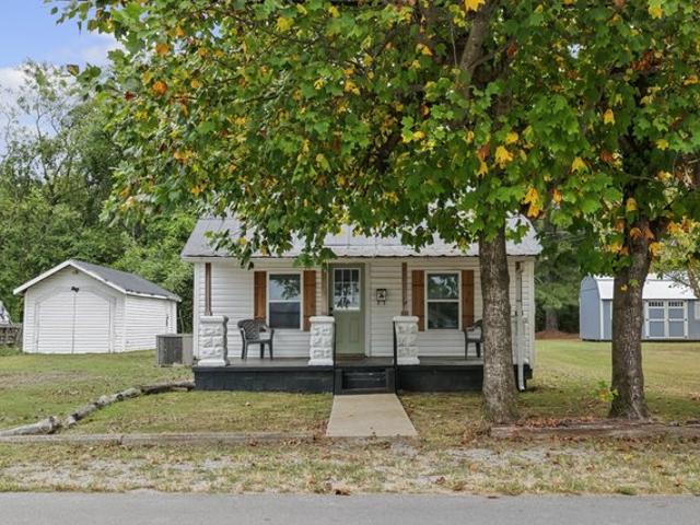 House for sale in Hohenwald, Middle Tennessee