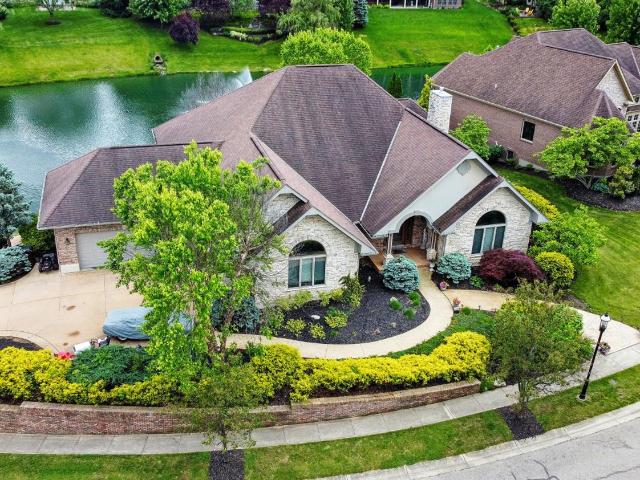 House for sale in Vista Pointe at River’s Bend, South Lebanon