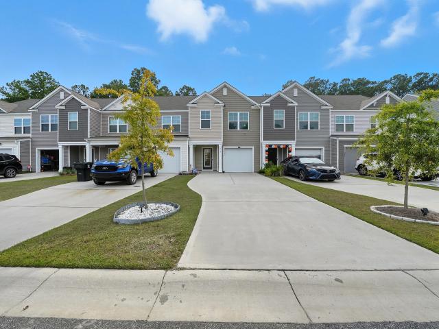 Townhouse for sale in Summerville, South Carolina