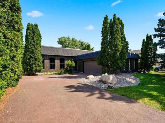 House for sale in East St. Paul, Manitoba