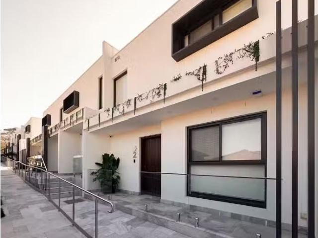 Condo for rent in Sydney, New South Wales