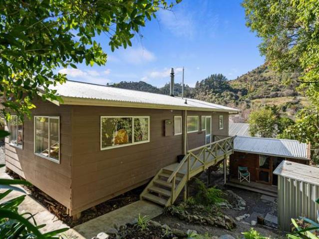 House for sale in Cable Bay, Nelson Bays