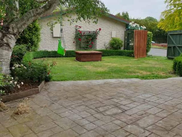 House for rent in Chaslands, Canterbury