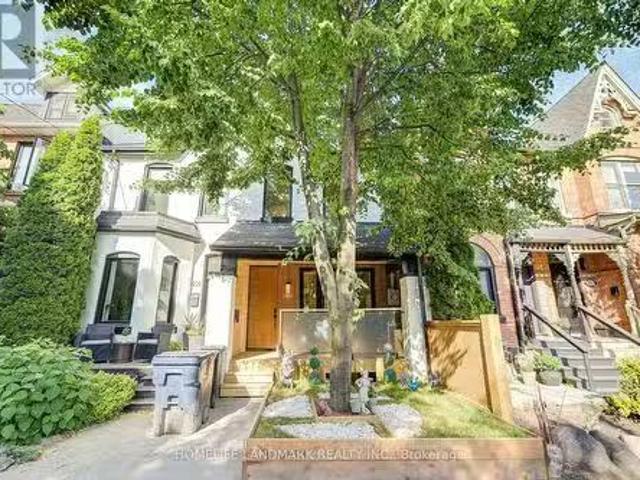 Condo for sale in Woburn, Ontario