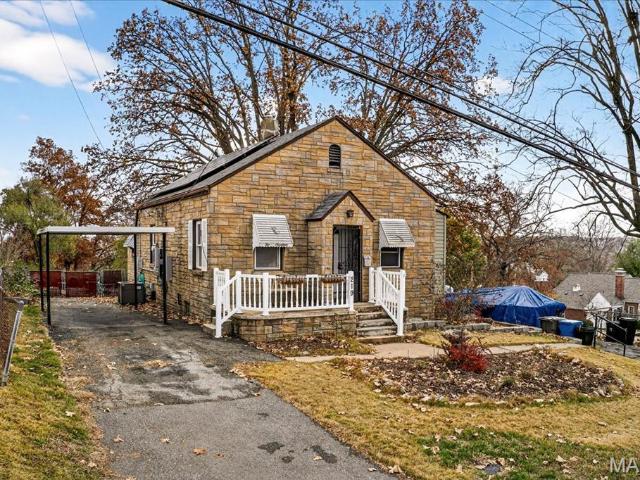 House for sale in Valley Park, Missouri