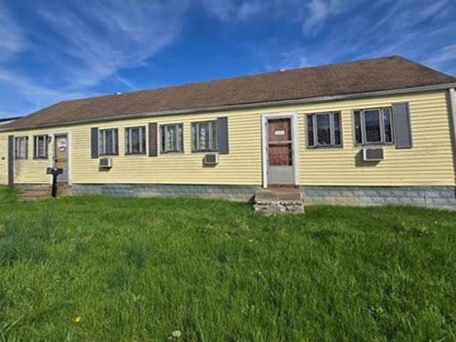 House for rent in Charlestown House for rent in Charlestown