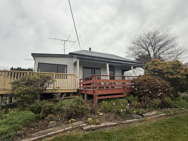 House for rent in Otakou