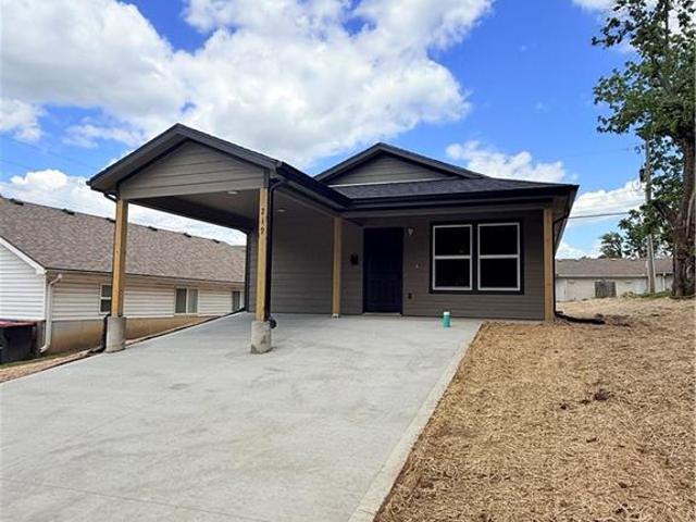 House for sale in Warrensburg, Missouri
