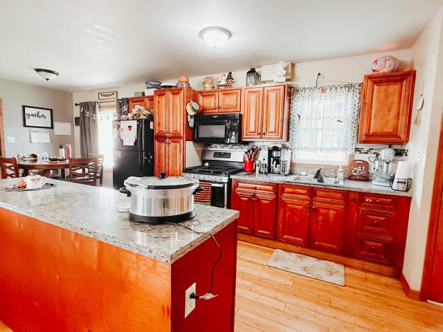 House for sale in Amboy, Lee County