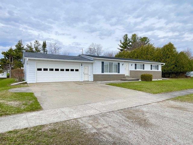 House for sale in Manistique, Michigan