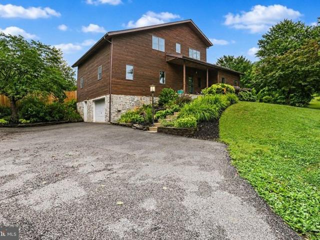 House for sale in Dillsburg, Pennsylvania