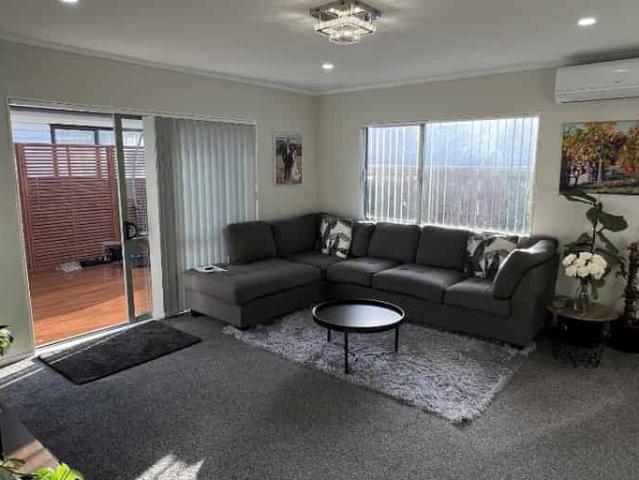 House for rent in Manurewa, Oroua County