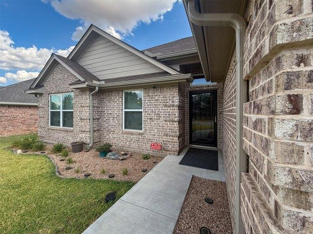 House for sale in Aubrey, Denton County