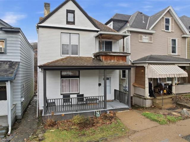 House for sale in Carnegie, Pennsylvania