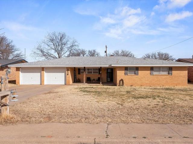 House for sale in Levelland, Texas