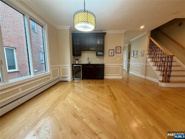 Property for rent in Palisades Park, New Jersey