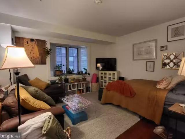 Condo for sale in Philadelphia Condo for sale in Philadelphia