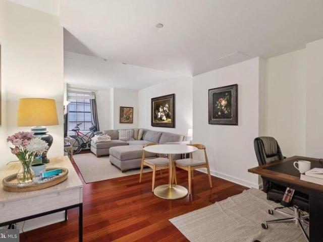 Apartment for sale in Philadelphia