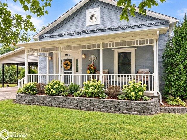House for sale in Wapello, Louisa County