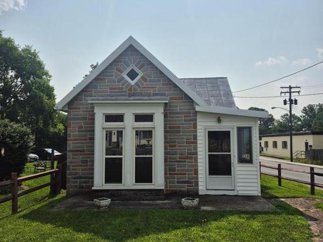 House for sale in Emmitsburg, Maryland