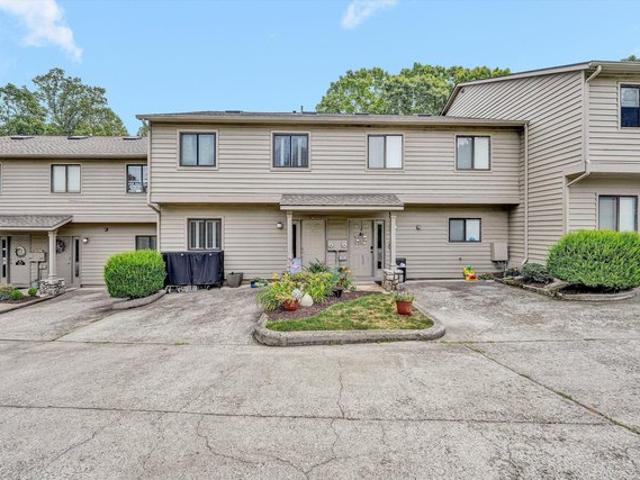 Townhouse for sale in Virginia