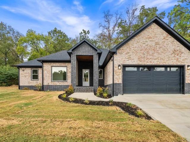House for sale in Hot Springs, Garland County