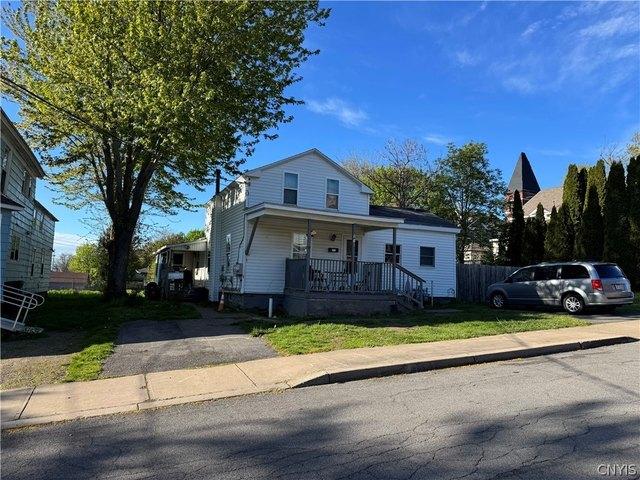 House for sale in New York