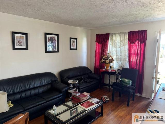 House for sale in Roselle, New Jersey