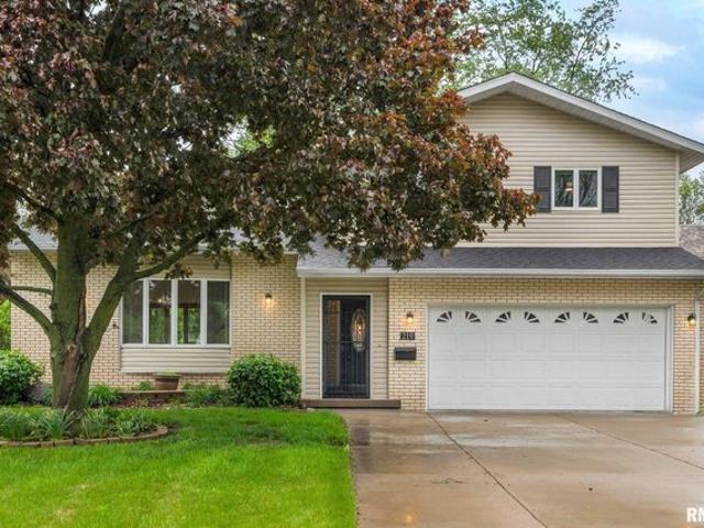 House for sale in Morton, Illinois