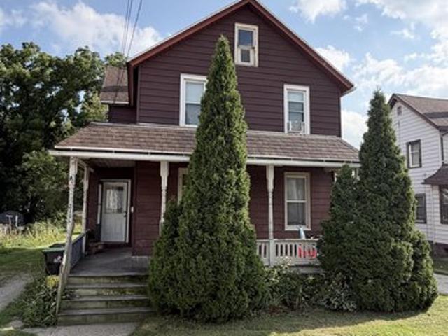 House for sale in Beaver Dam, Wisconsin