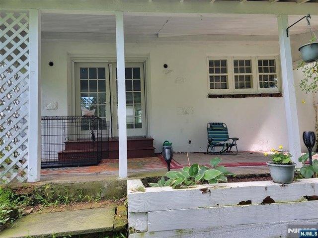 House for sale in Woodcliff Lake, Bergen County