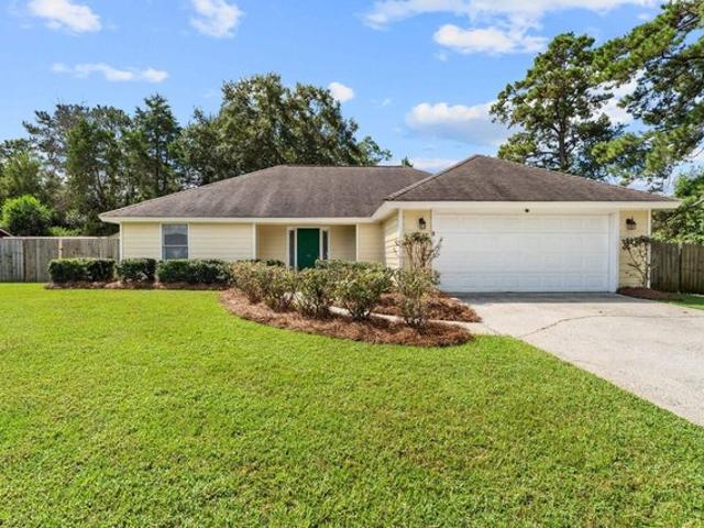 House for sale in Bonaire, Georgia