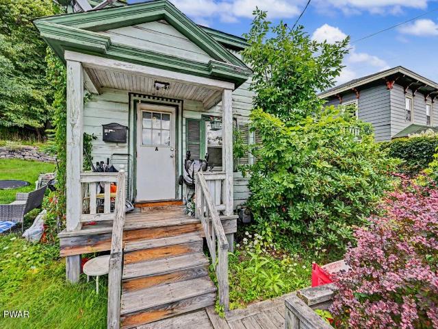 House for sale in Honesdale, Pennsylvania