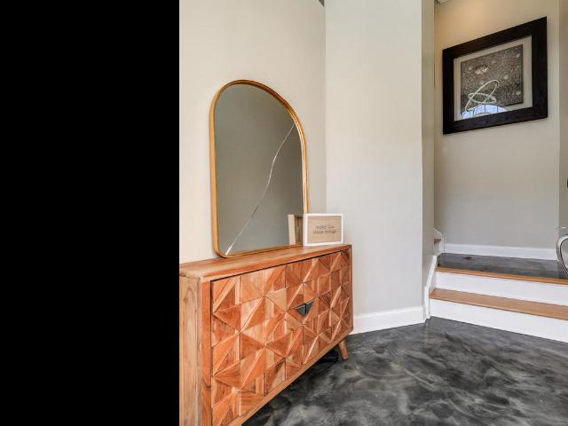 Townhouse for sale in Willow Springs, Illinois