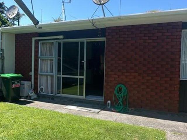 Apartment for rent in Hillsborough, Taranaki