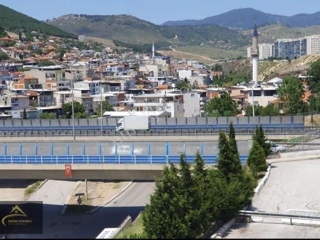 Bayrakli, İzmir içerisinde satılık mülk