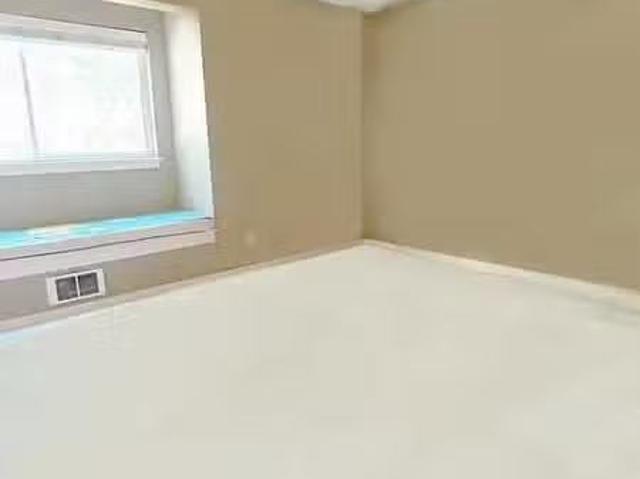 Condo for rent in Kirkland