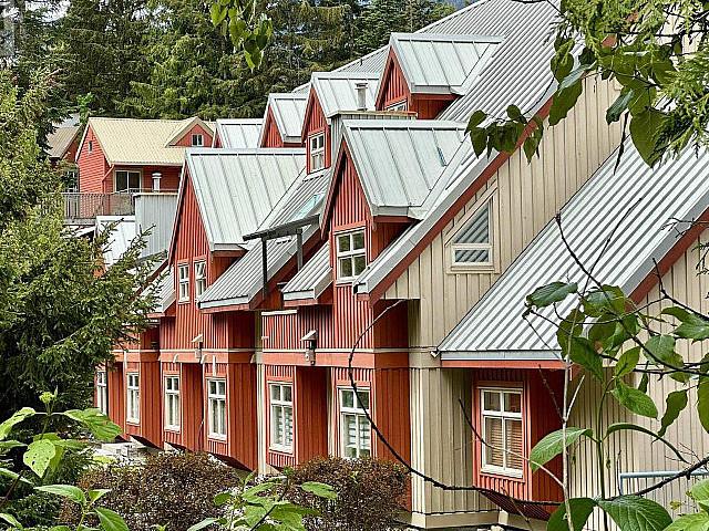 Condo for sale in British Columbia