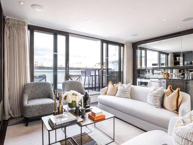 Apartment for rent in South Kensington, Greater London