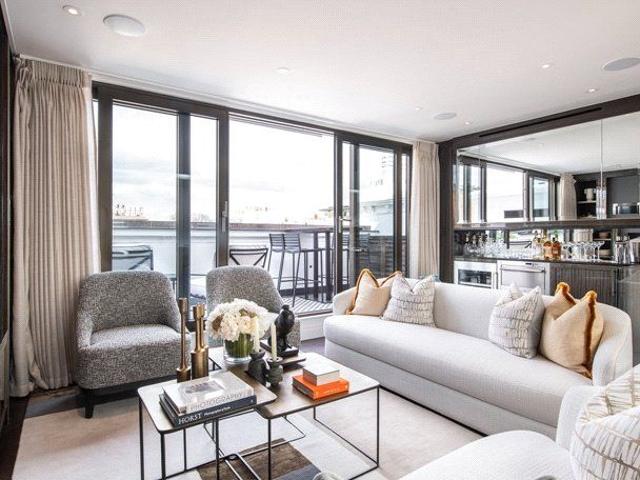 Apartment for rent in South Kensington, Greater London