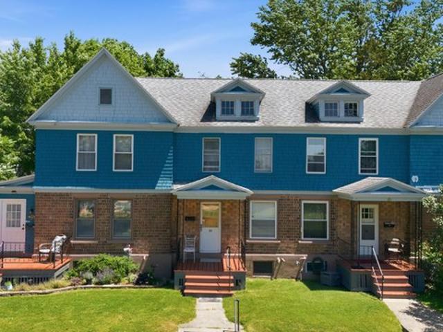 Townhouse for sale in Amsterdam, New York