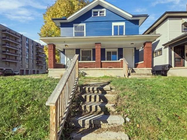 House for sale in Steeles Hill-Grafton Hill Historic District, Dayton